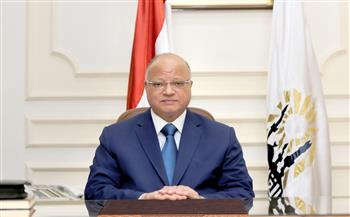 محافظ القاهرة يحث أصحاب المحال على عدة إجراءات بشأن المنظومة الجديدة للتراخيص