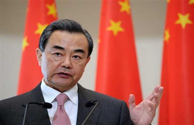 وزير الخارجية الصيني يلتقي نظيره البنيني لبحث توثيق العلاقات