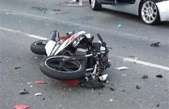   إصابة ٤ في حادث تصادم دراجة بخارية وسيارة بأسوان 
